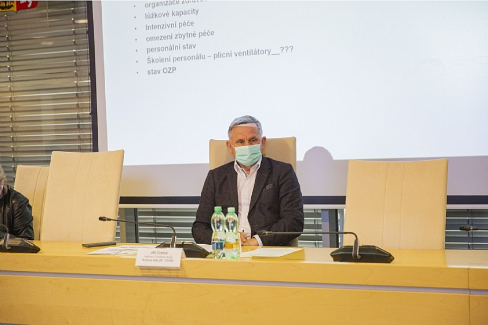 Hejtman Jiří Čunek svolal krizový štáb kvůli připravenosti nemocnic na nápor pacientů