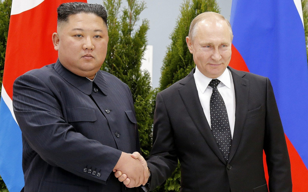 Putin vyznamenal Kima. Cení si památky sovětských vojáků v KLDR