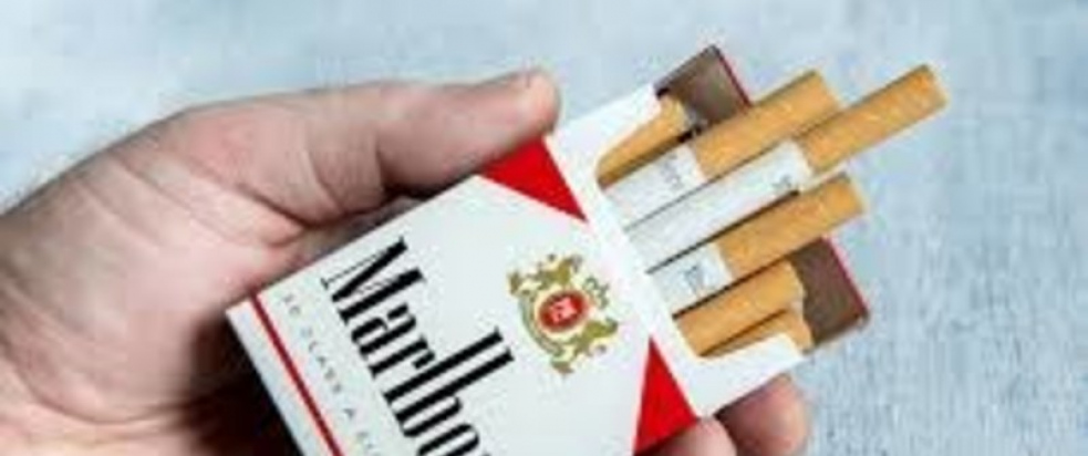 Zloděj z trafiky odnesl cigarety i sekaný tabák za více jak sto padesát tisíc