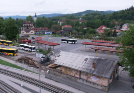 Roznov bourani v roznovskem prednadraznim prostoru.JPG