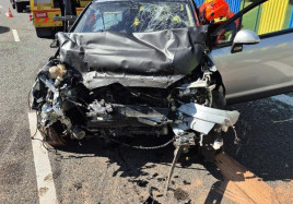 Zlin hasici srazka auto nakladak1