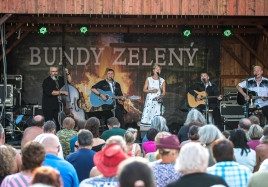 Zlin BUNDY ZELENY podium.JPG