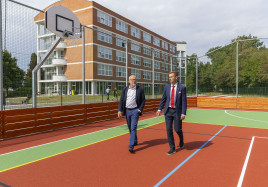 Zlin zdravotnicka skola hriste1